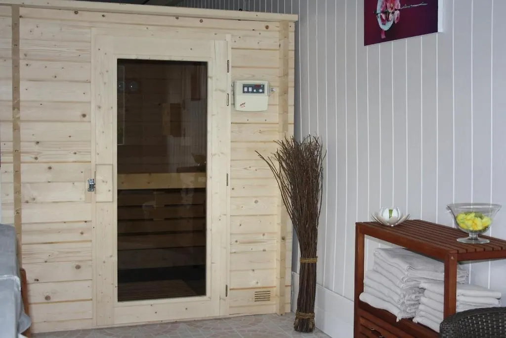 La Plaine Enchantee Castagnac Bed & Breakfast