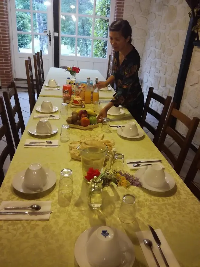 La Plaine Enchantee Castagnac Bed & Breakfast