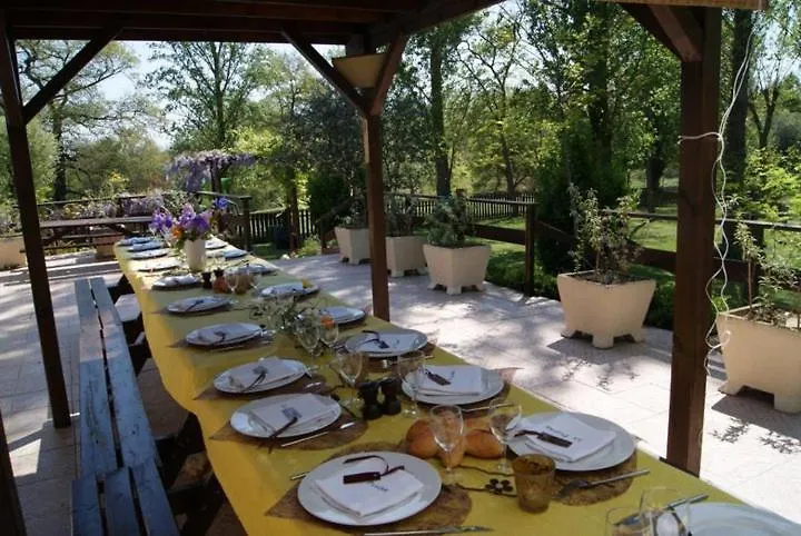 Bed & Breakfast La Plaine Enchantee Castagnac