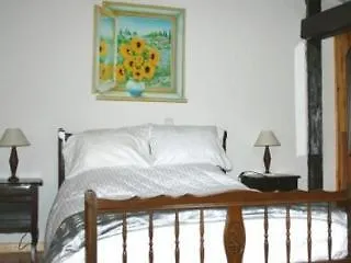 Bed & Breakfast La Plaine Enchantee Castagnac